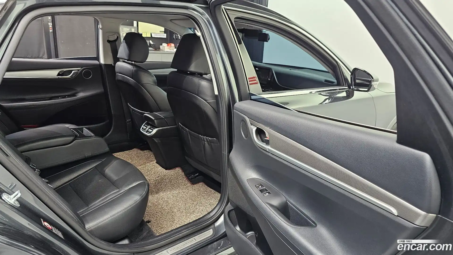 Grandeur Hyundai 2020.9-OPTION-015