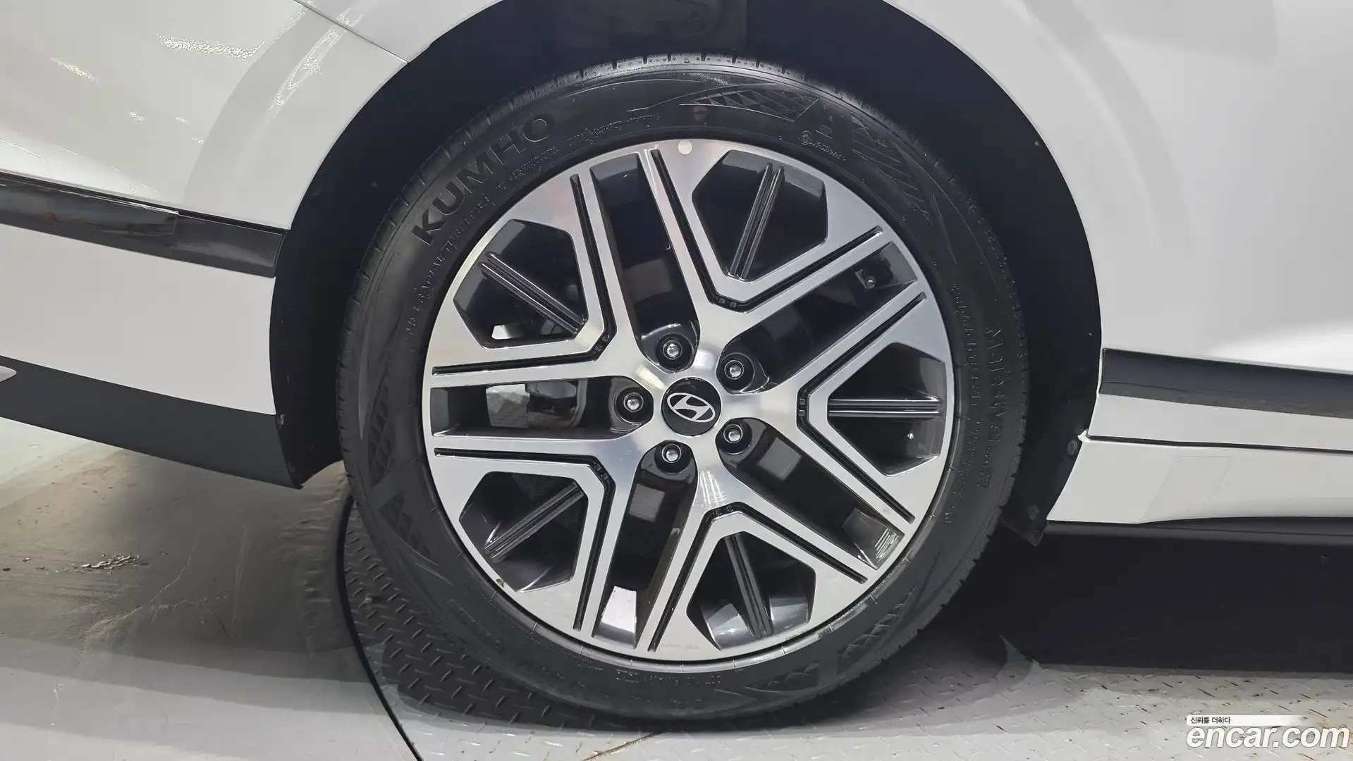 Grandeur Hyundai 2024.7-OUTER-005