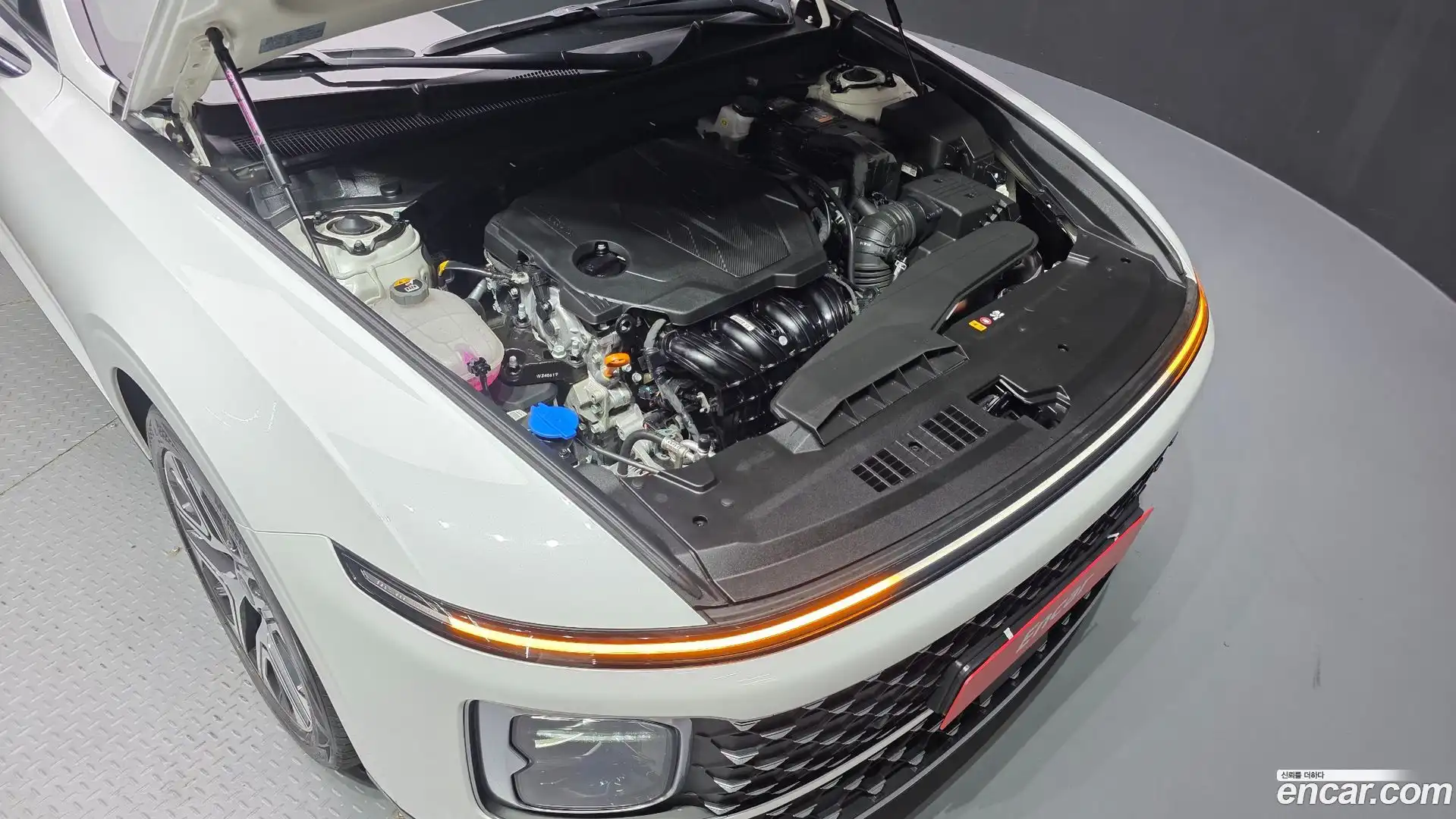 Grandeur Hyundai 2024.7-OUTER-006