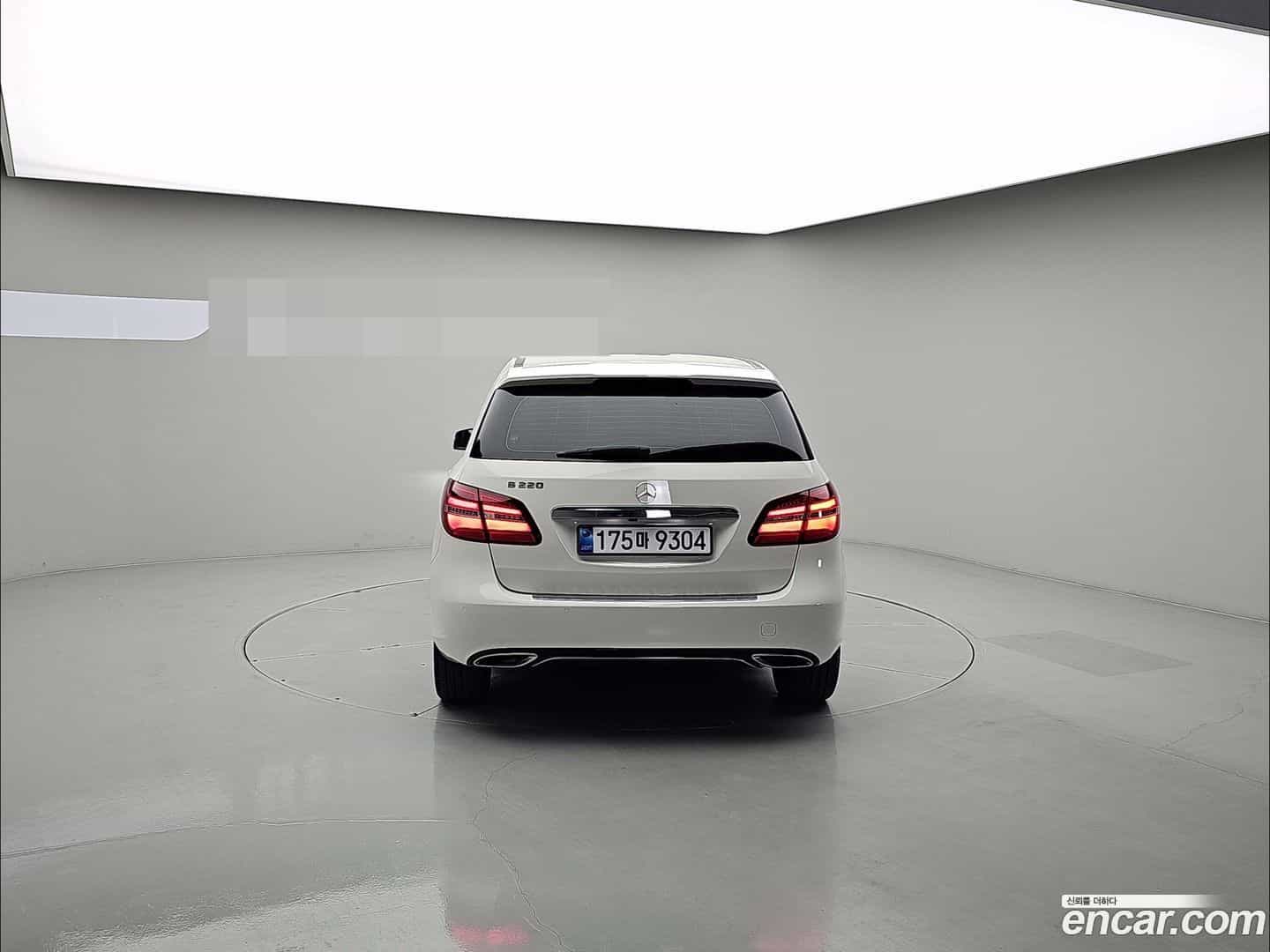 B-Class Mercedes-Benz 2018.8-OUTER-002