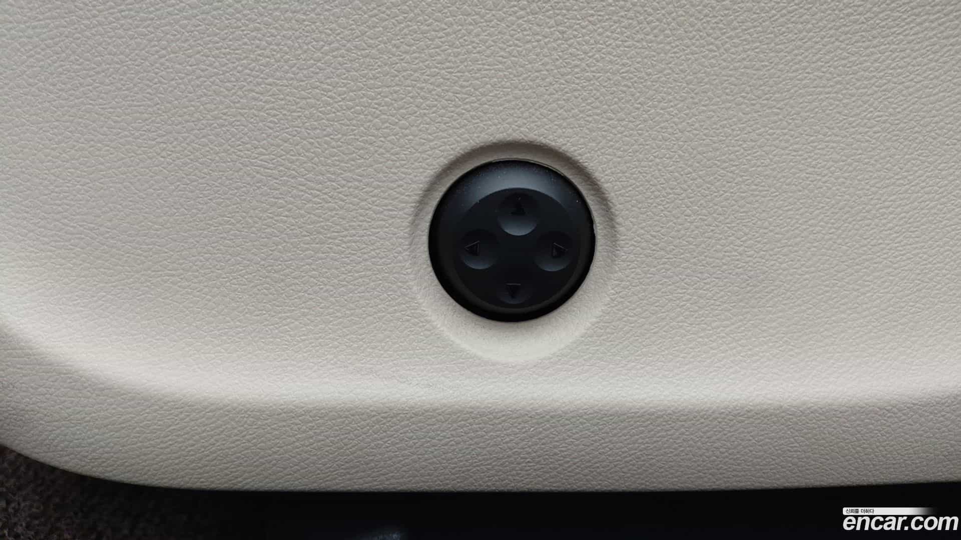 B-Class Mercedes-Benz 2018.8-OUTER-003