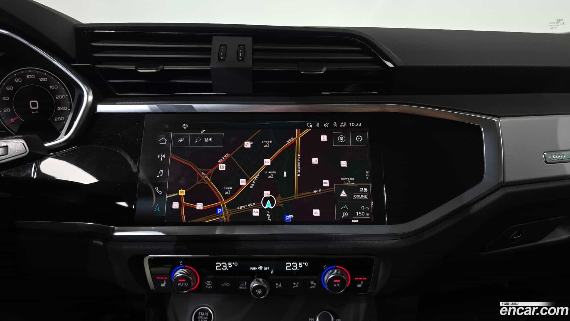 Q3 Audi 2023.10-OPTION-017
