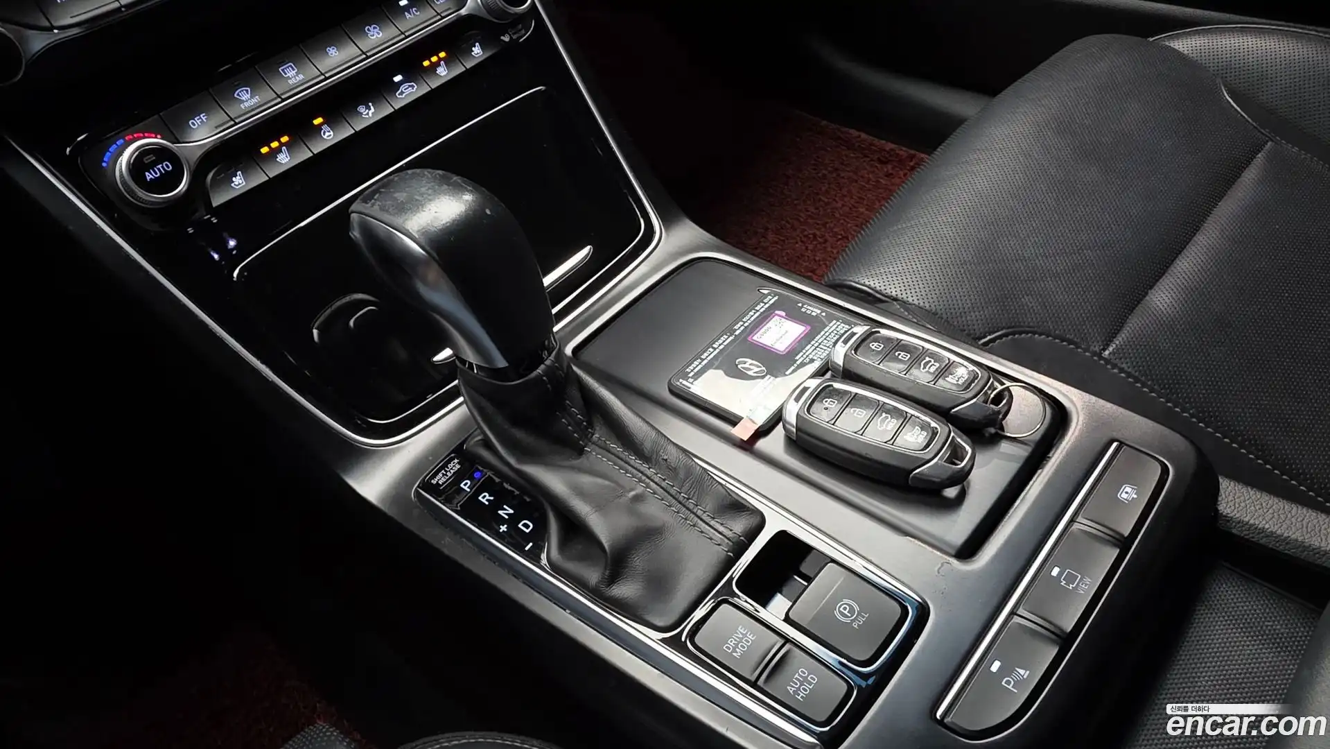 Grandeur Hyundai 2018.11-INNER-009