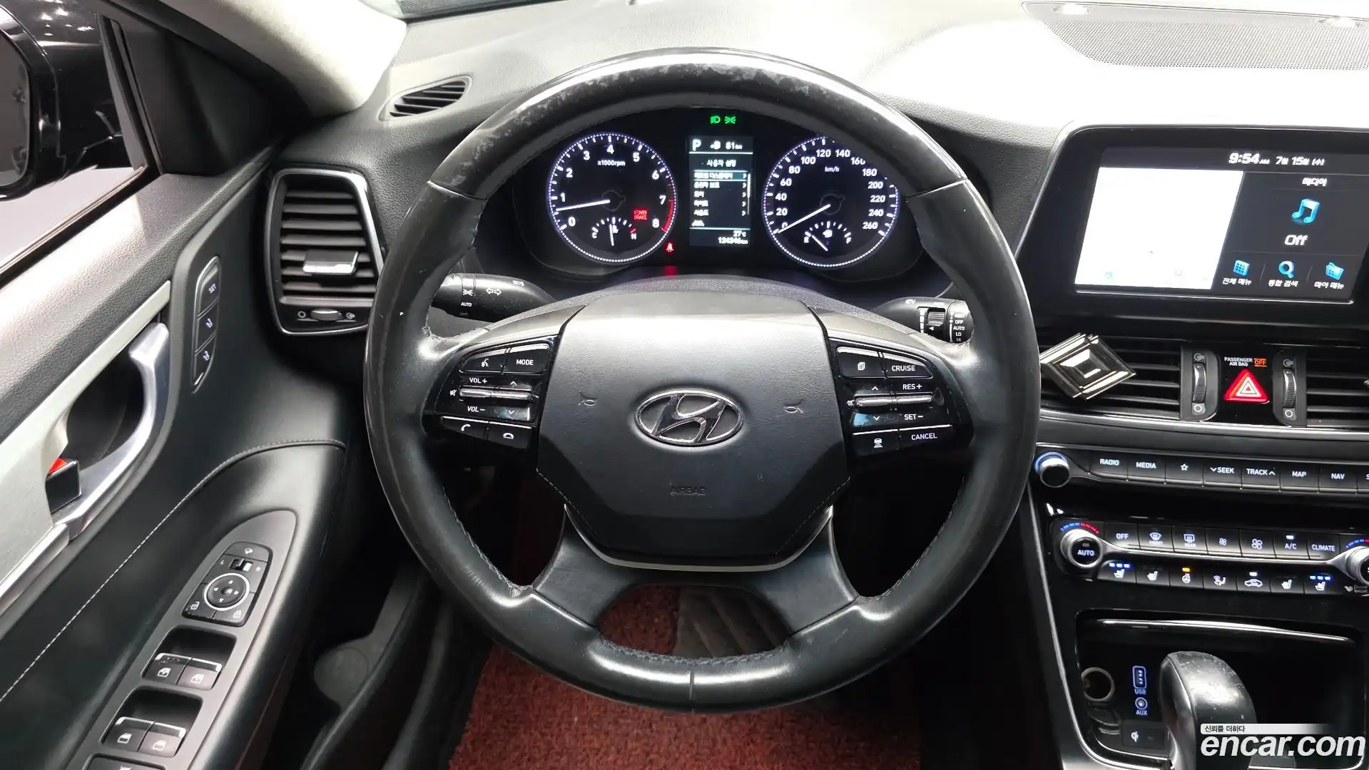Grandeur Hyundai 2018.11-OPTION-017