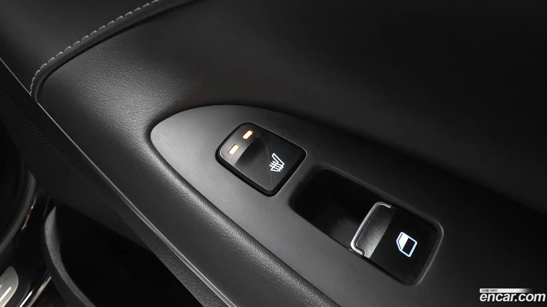 Grandeur Hyundai 2018.11-OPTION-023