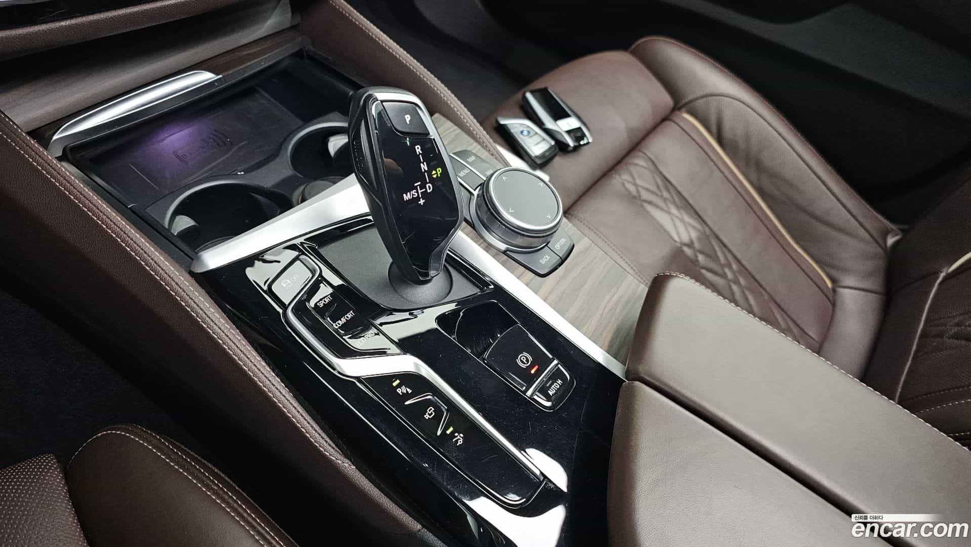 Gran Turismo BMW 2020.9-INNER-009