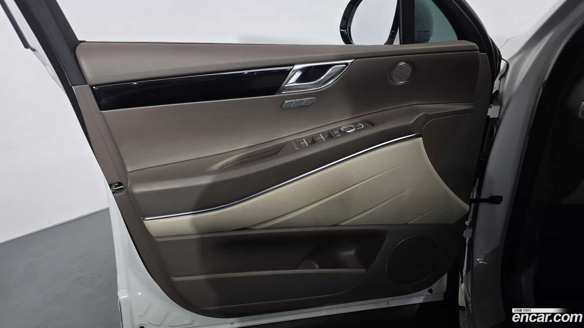 GV80 Genesis 2022.11-INNER-034
