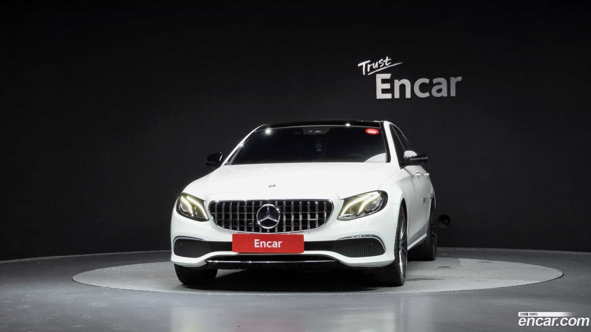 E-Class Mercedes-Benz 2020.6-OUTER-003