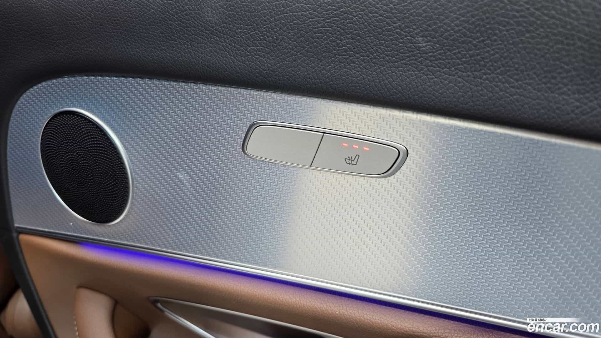 E-Class Mercedes-Benz 2020.6-OPTION-023