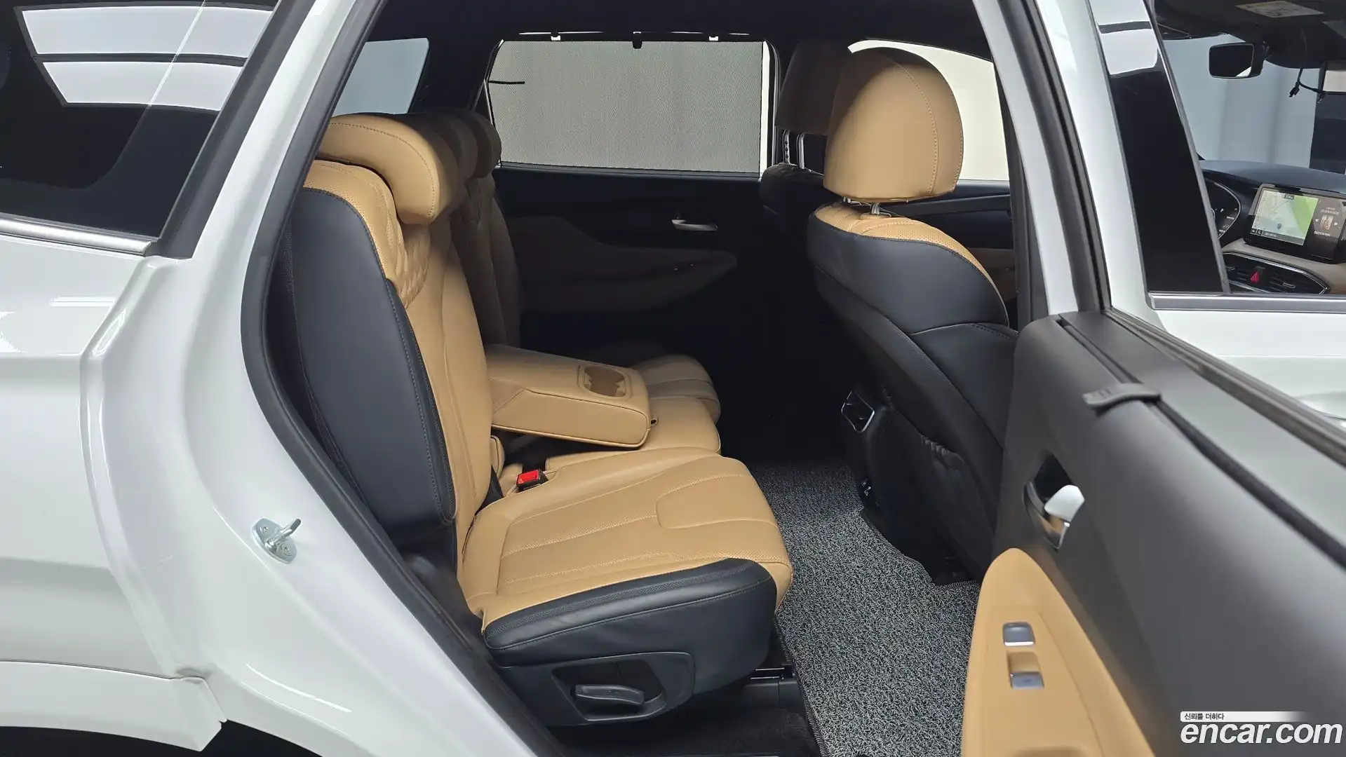 Santafe Hyundai 2023.8-OPTION-015
