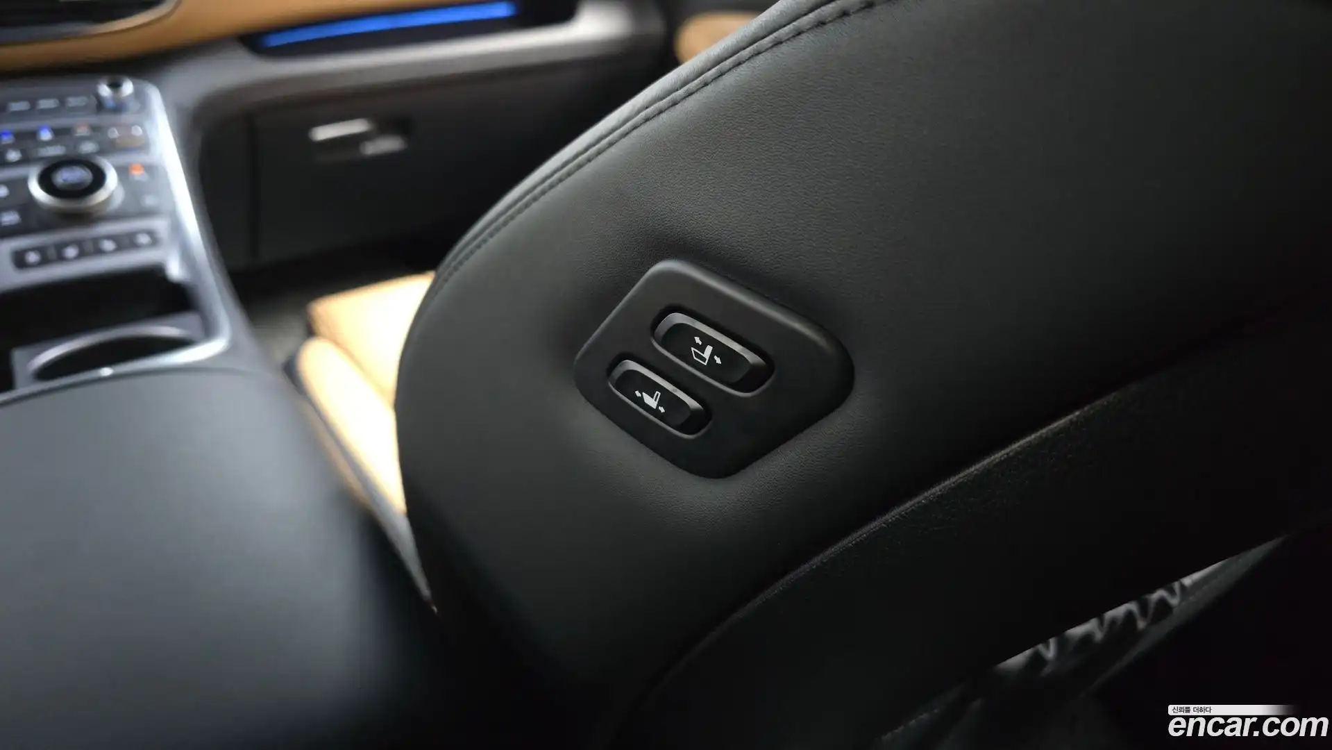 Santafe Hyundai 2023.8-OPTION-047