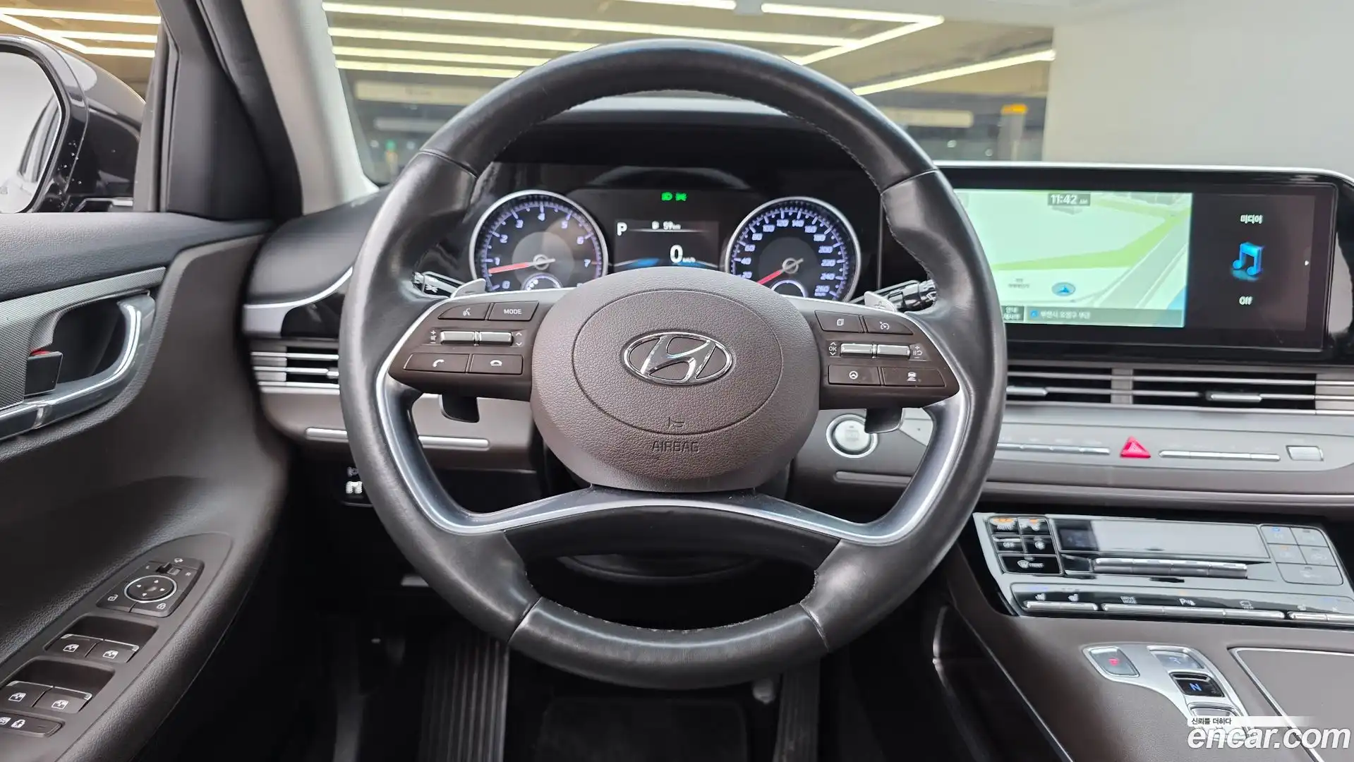 Grandeur Hyundai 2021.1-OPTION-017