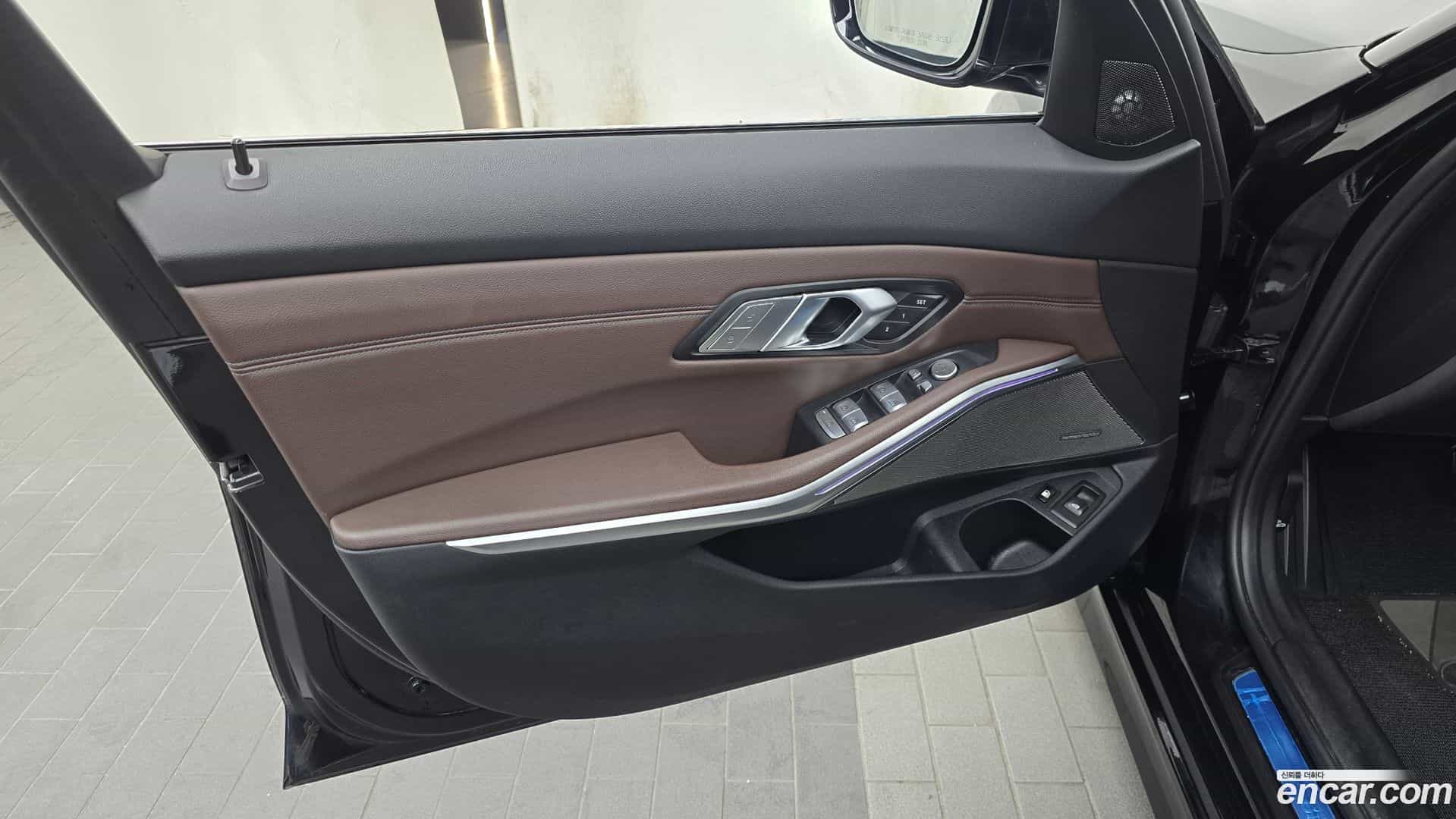 3-Series BMW 2020.11-INNER-034