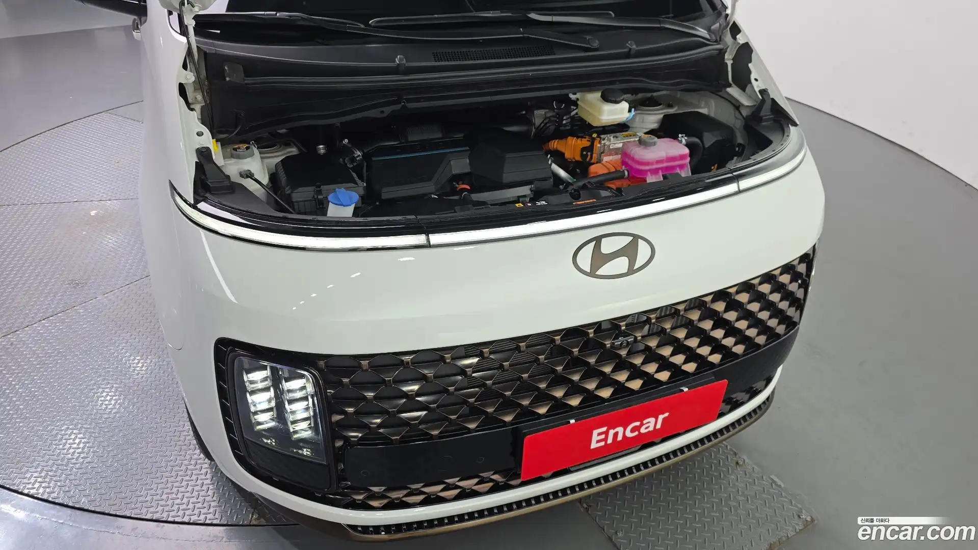 Staria Hyundai 2025.4-OUTER-006