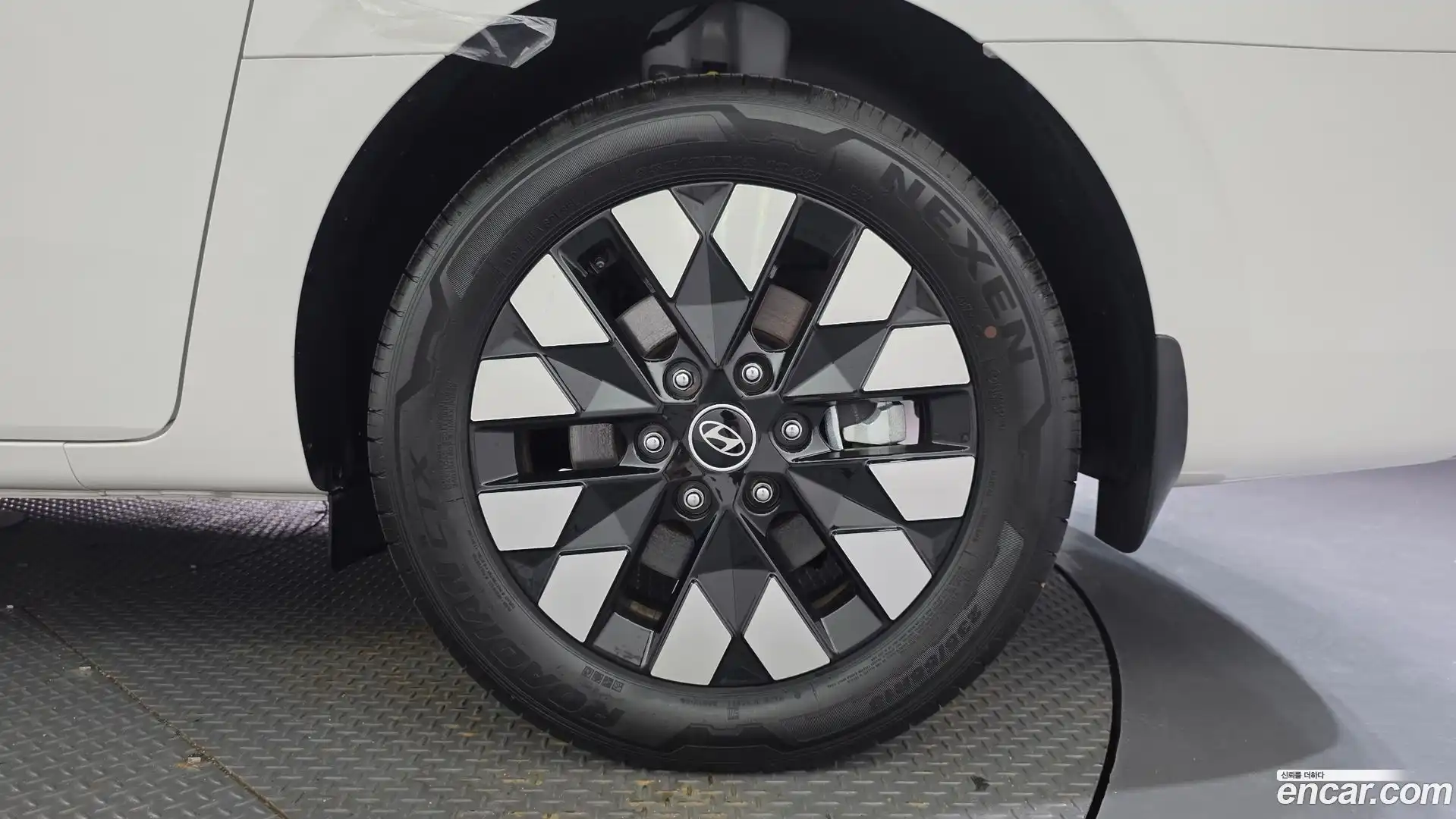 Staria Hyundai 2025.4-OUTER-031