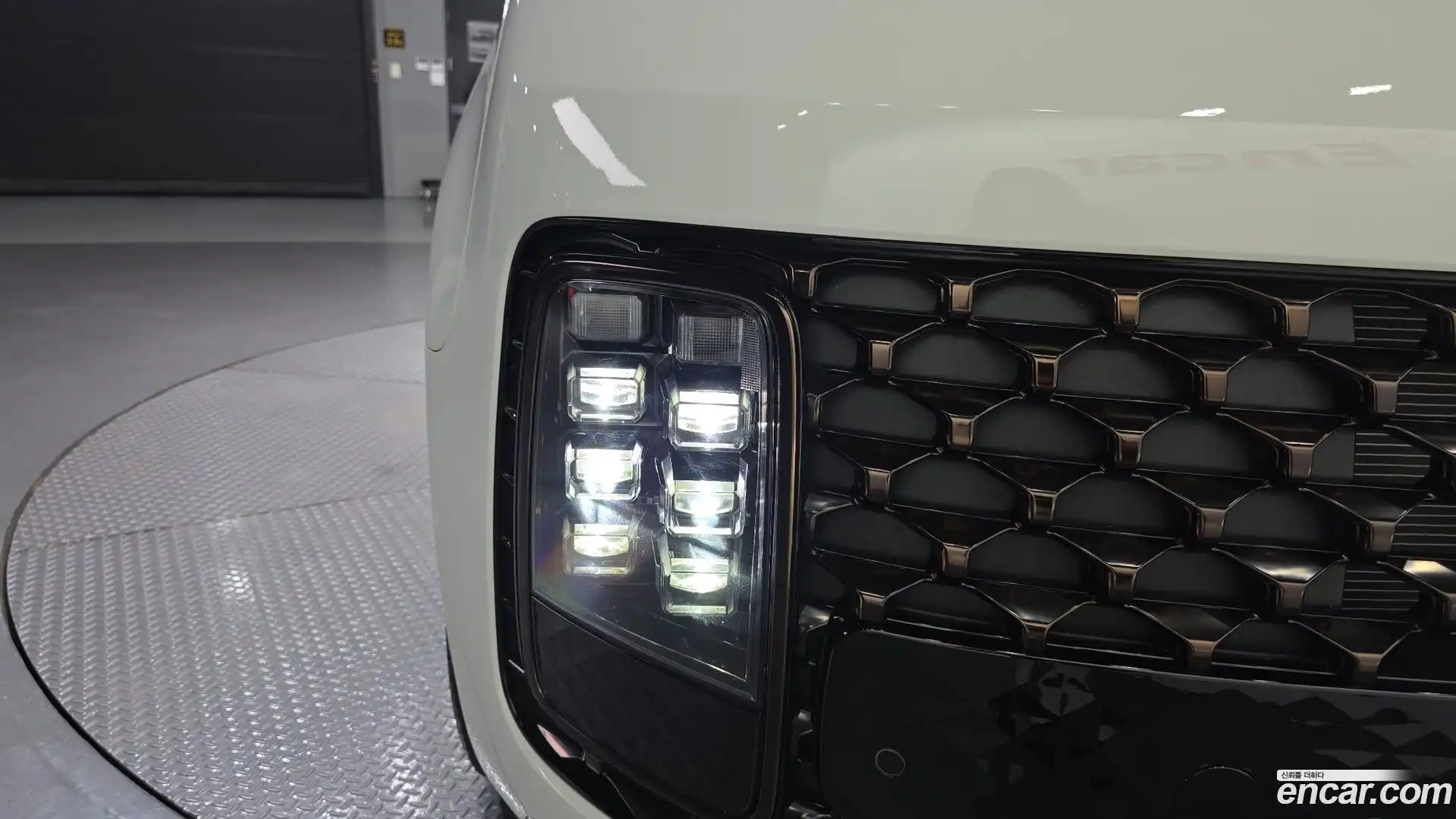 Staria Hyundai 2025.4-OUTER-032