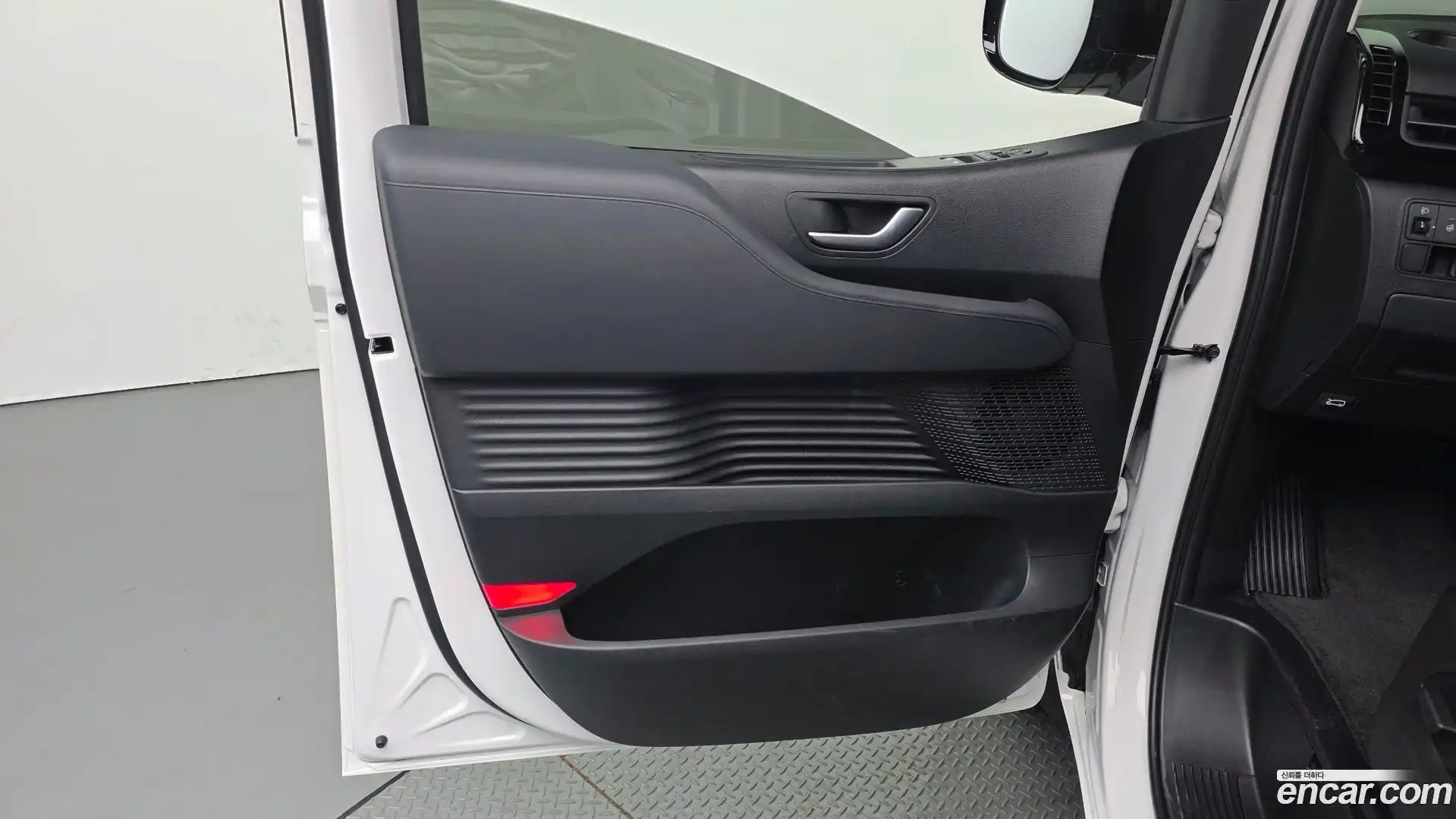 Staria Hyundai 2025.4-INNER-034
