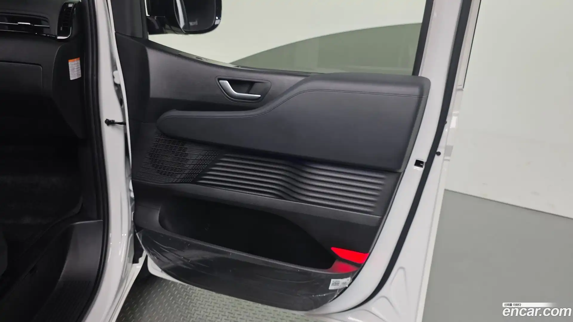 Staria Hyundai 2025.4-INNER-035