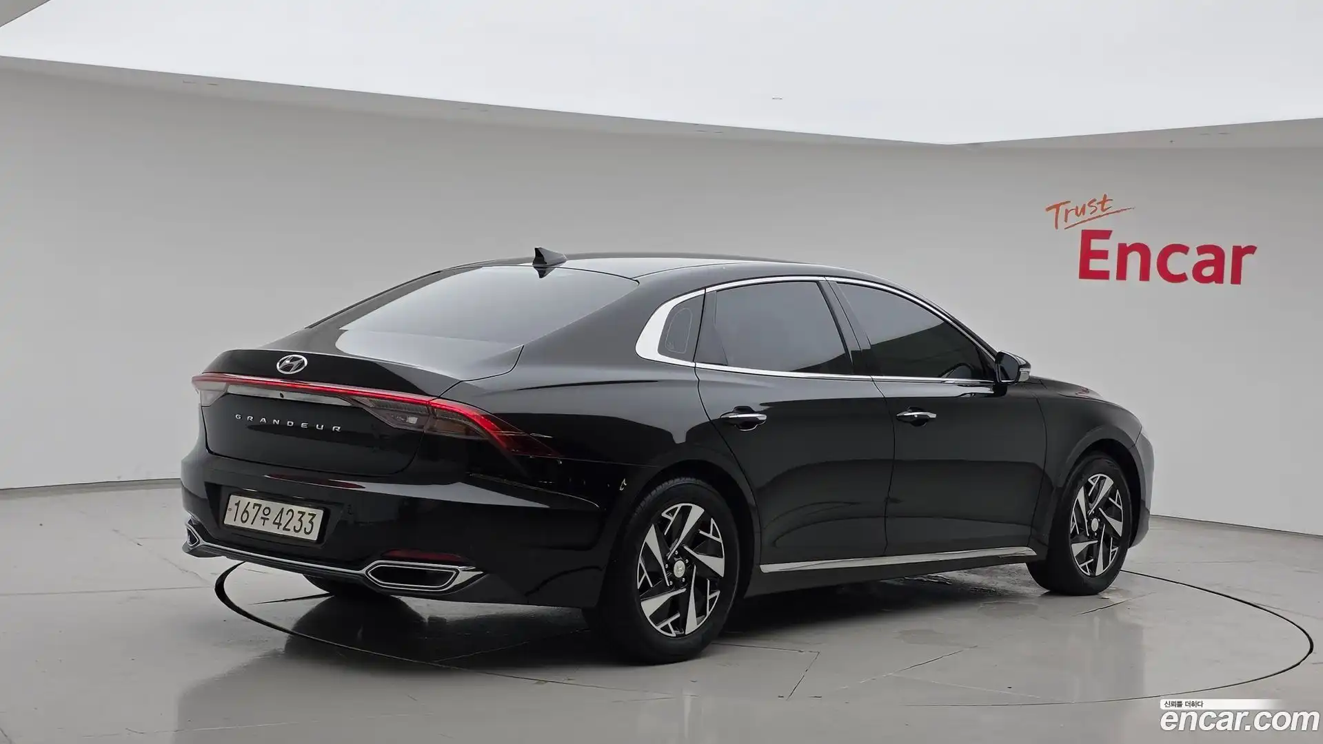 Grandeur Hyundai 2022.4-OUTER-002