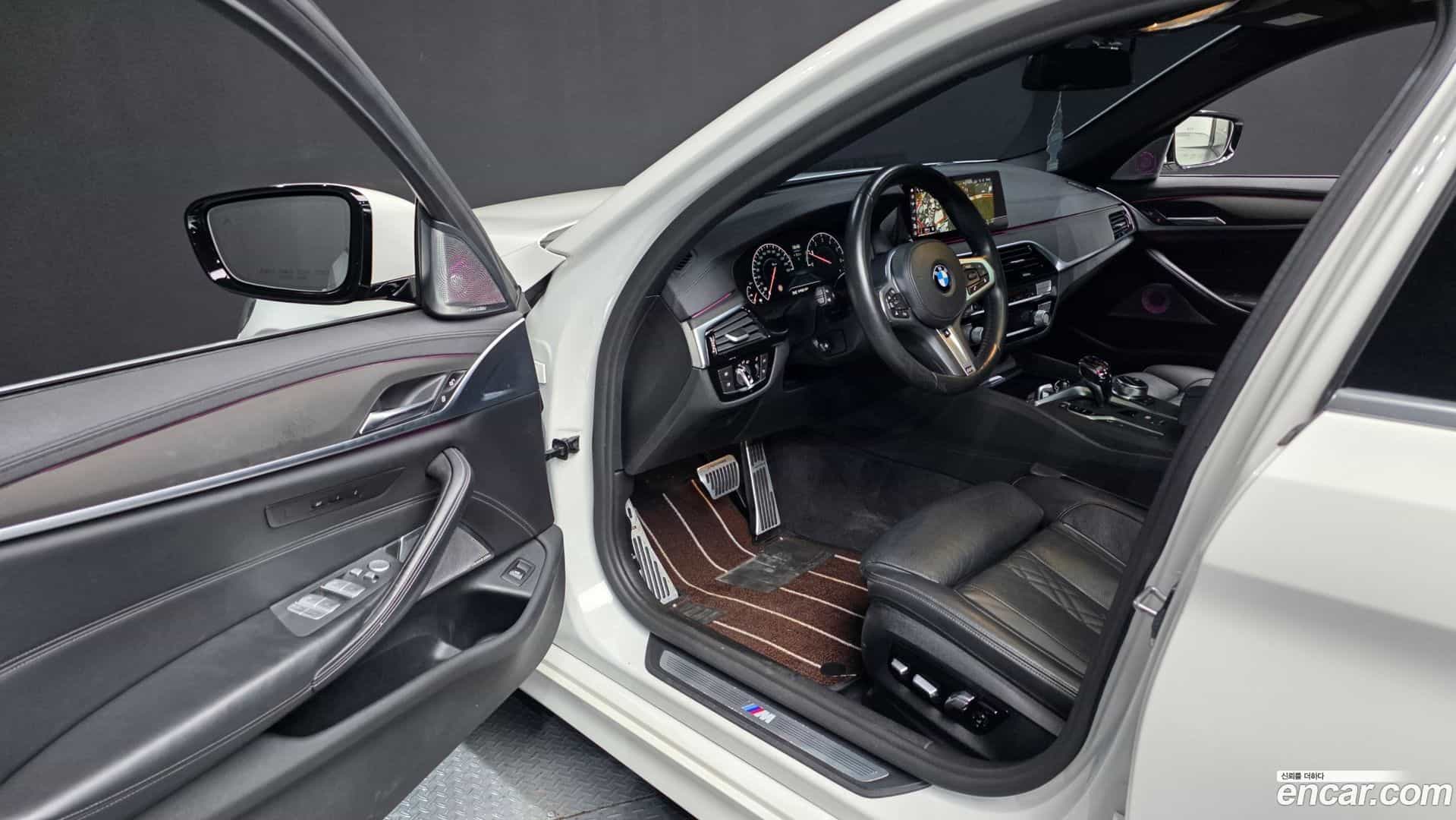 5-Series BMW 2019.6-INNER-010