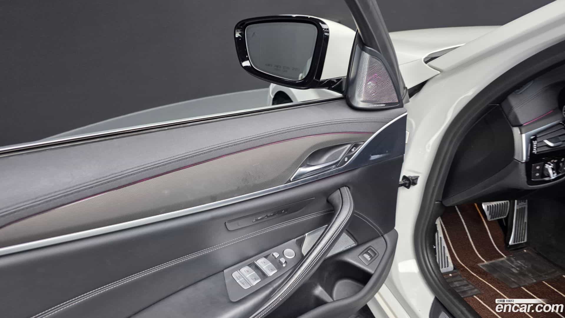 5-Series BMW 2019.6-OPTION-048