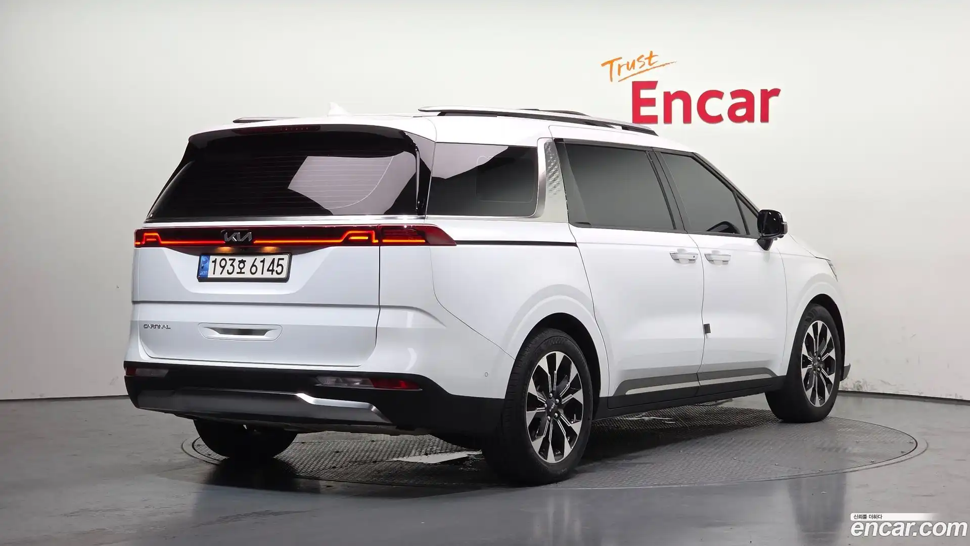 Canival Kia 2022.10-OUTER-002