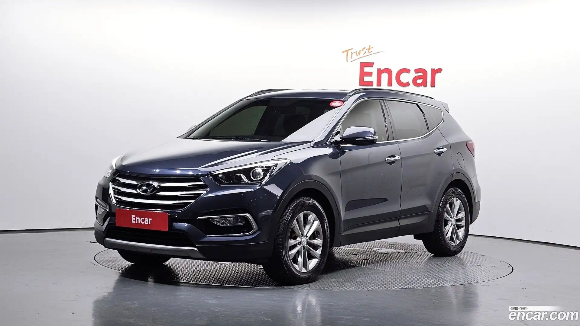 Santafe Hyundai 2017.4-OUTER-001