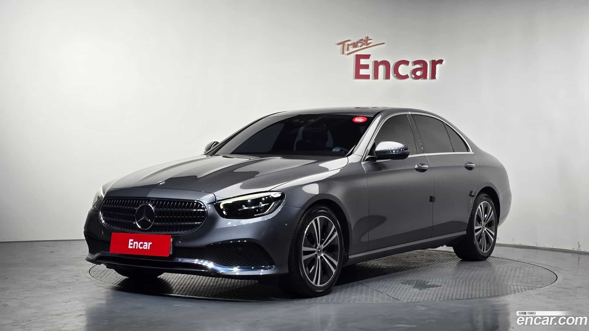 E-Class Mercedes-Benz 2020.11-OUTER-001