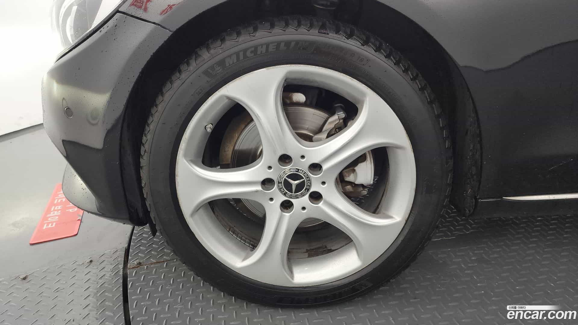 C-Class Mercedes-Benz 2018.3-OUTER-005