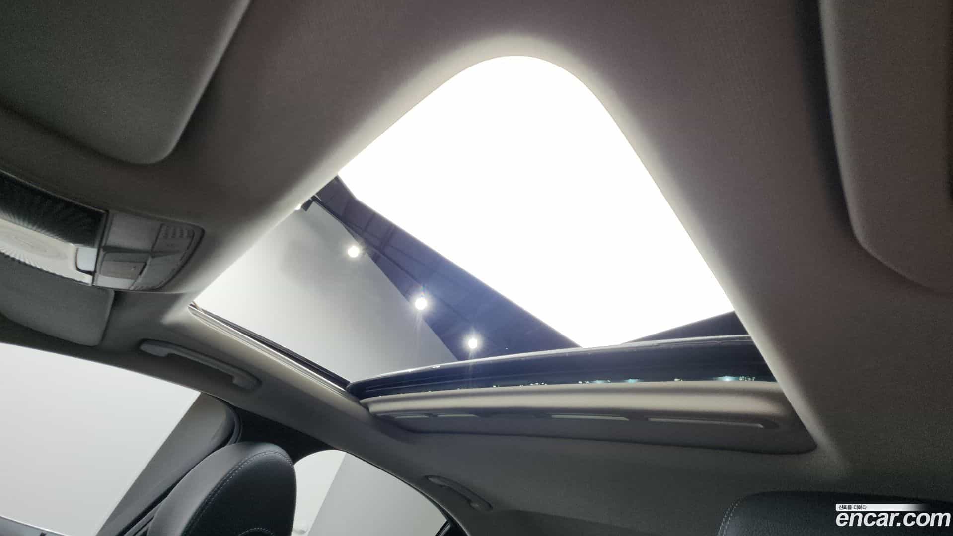 C-Class Mercedes-Benz 2018.3-OPTION-020