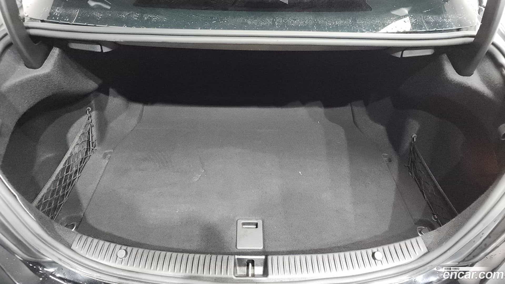 C-Class Mercedes-Benz 2018.3-OPTION-021