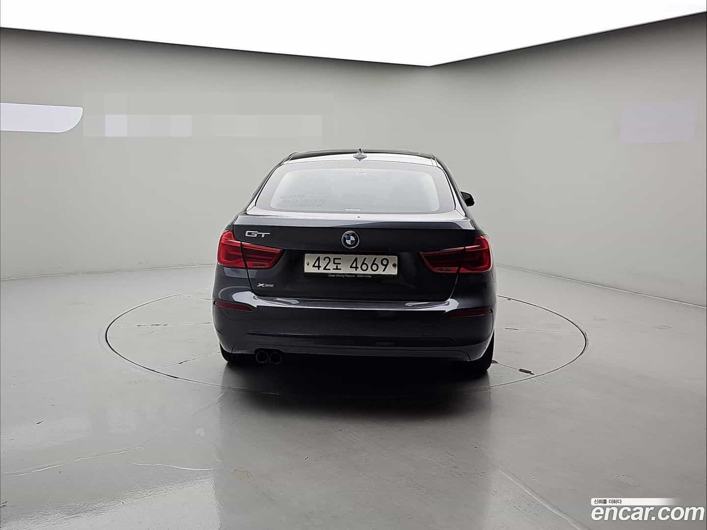 Gran Turismo BMW 2018.2-OUTER-002