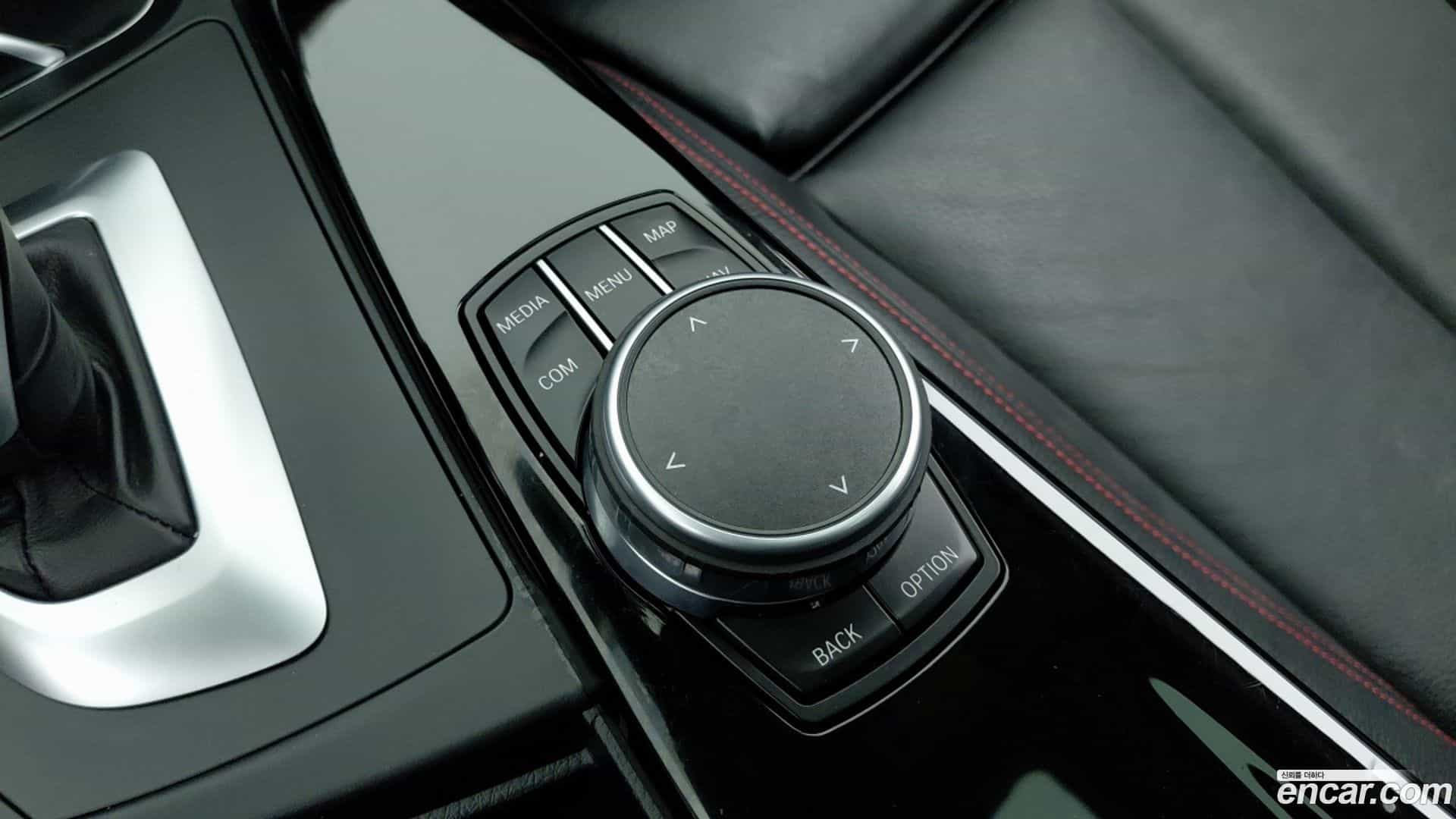 Gran Turismo BMW 2018.2-INNER-010