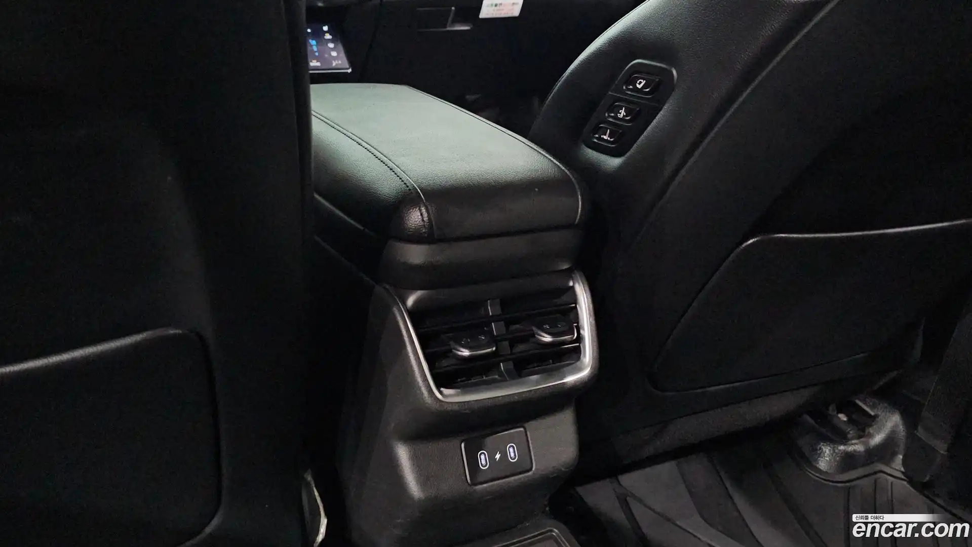 Grandeur Hyundai 2025.0-OPTION-023