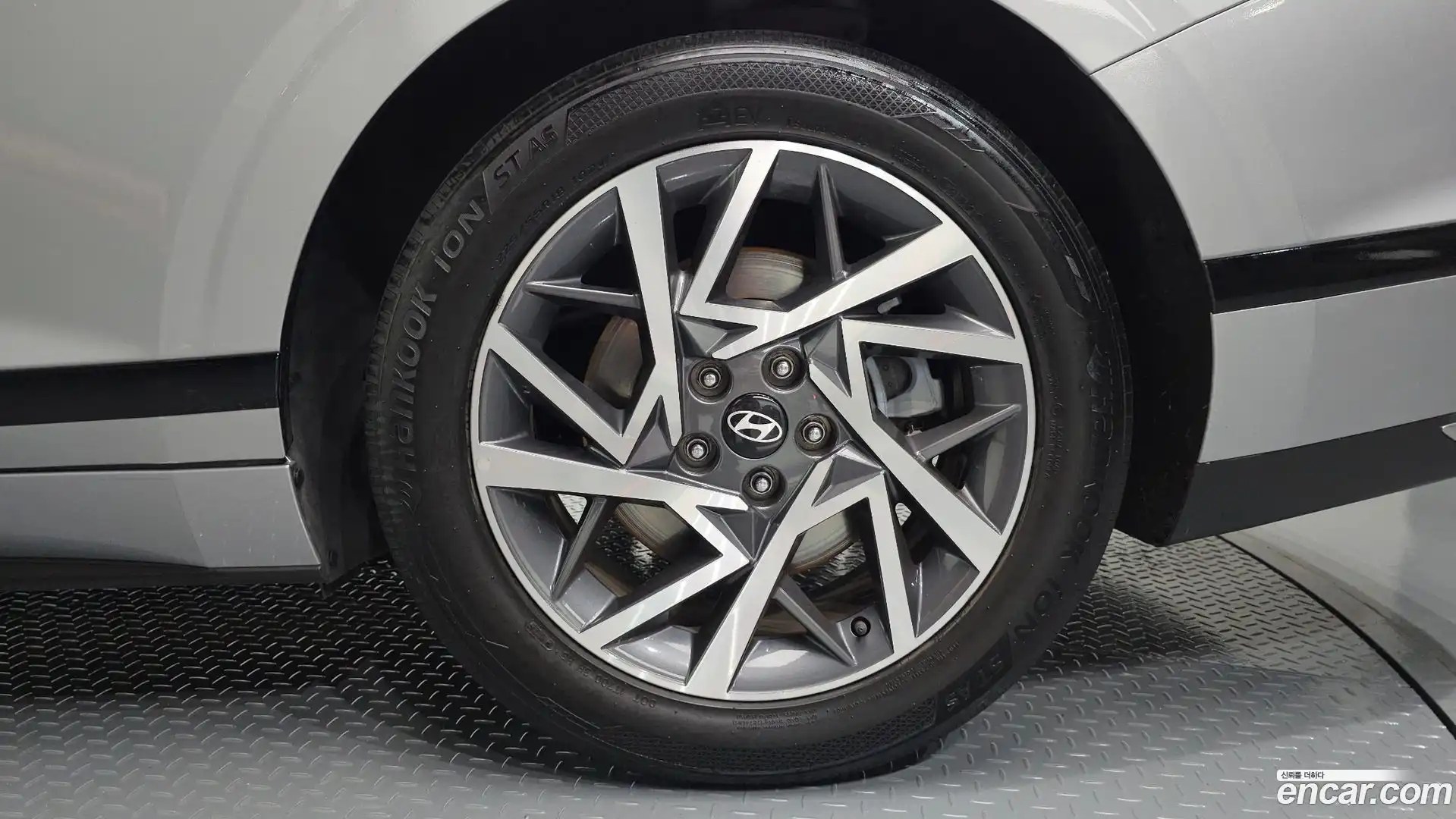 Grandeur Hyundai 2025.0-OUTER-031