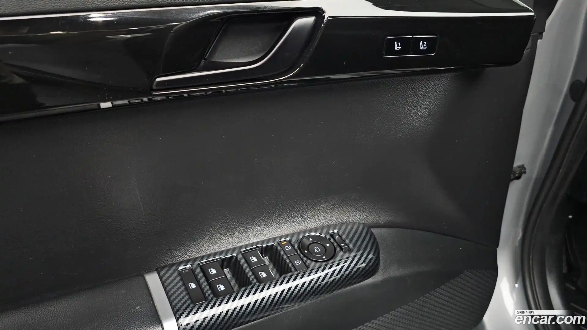 Grandeur Hyundai 2025.0-OPTION-043
