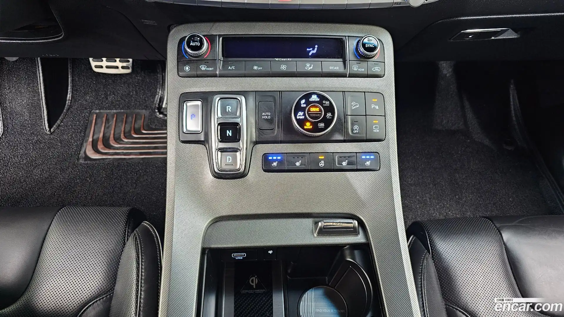 Palisade Hyundai 2021.0-INNER-009