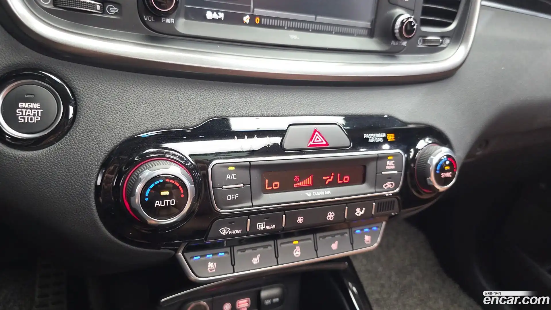 Sorento Kia 2019.1-OPTION-024