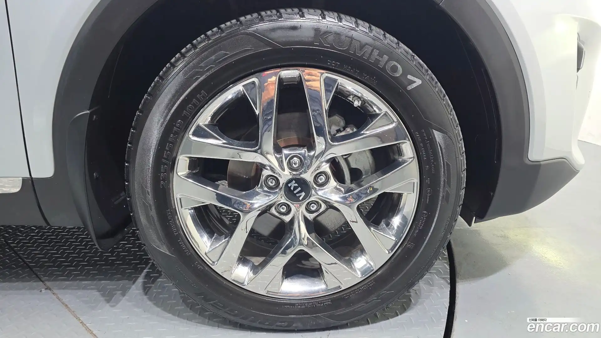 Sorento Kia 2019.1-OUTER-031