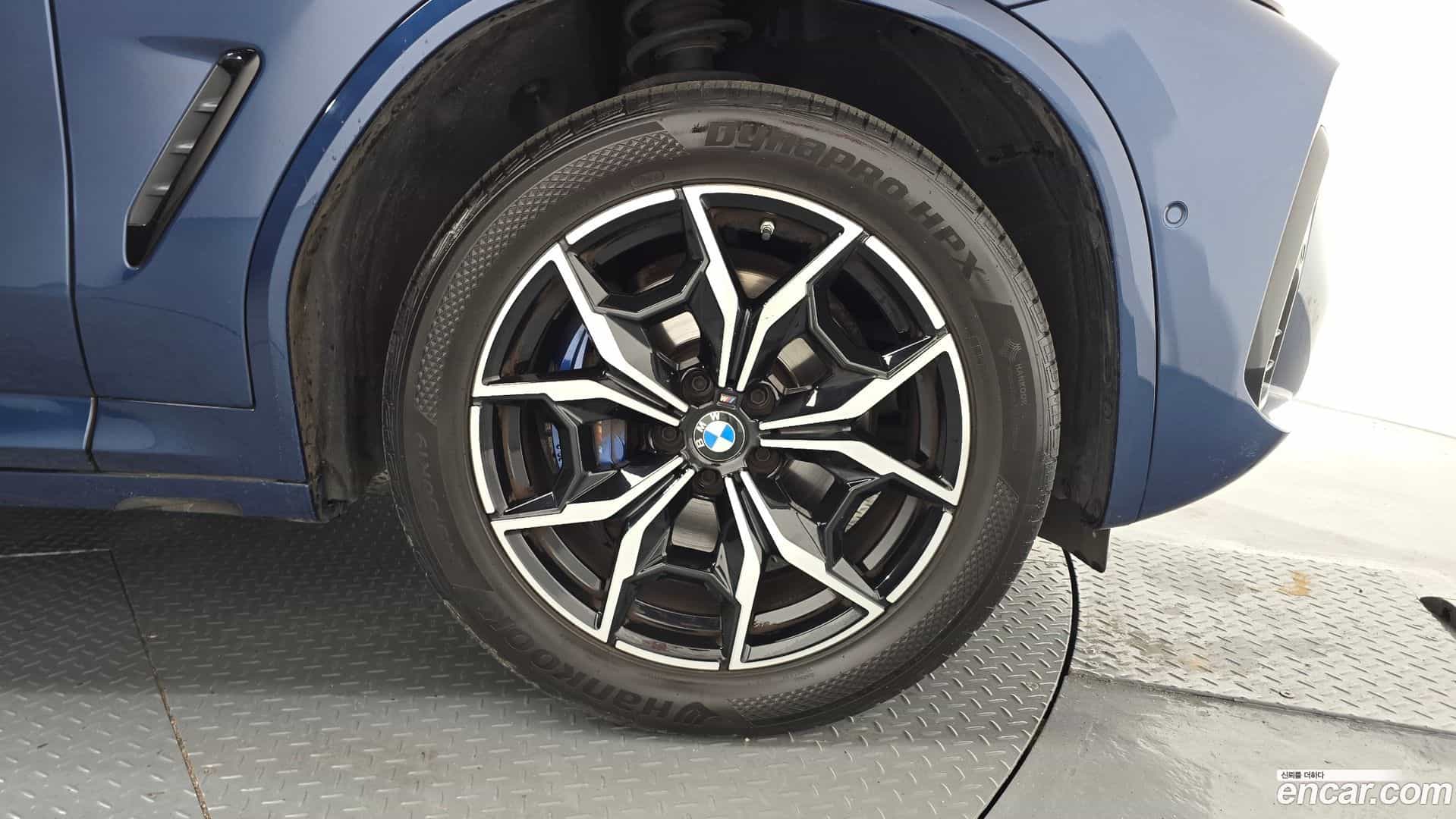 X4 BMW 2023.1-OUTER-031