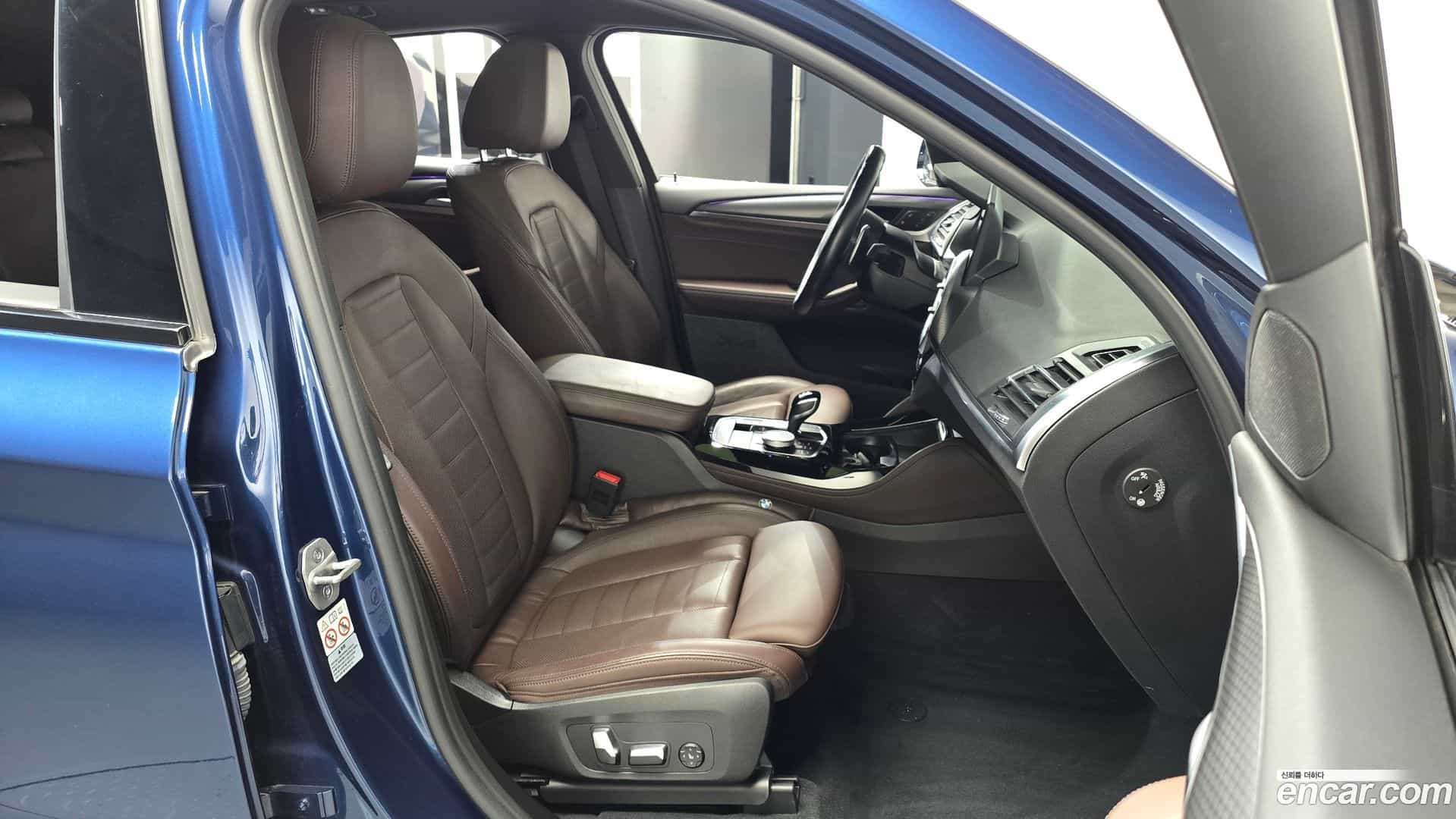 X4 BMW 2023.1-INNER-036