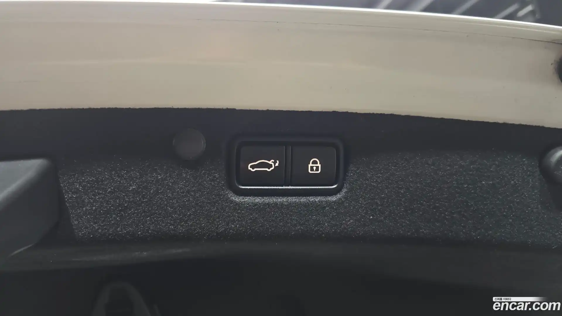 Grandeur Hyundai 2019.7-OPTION-024