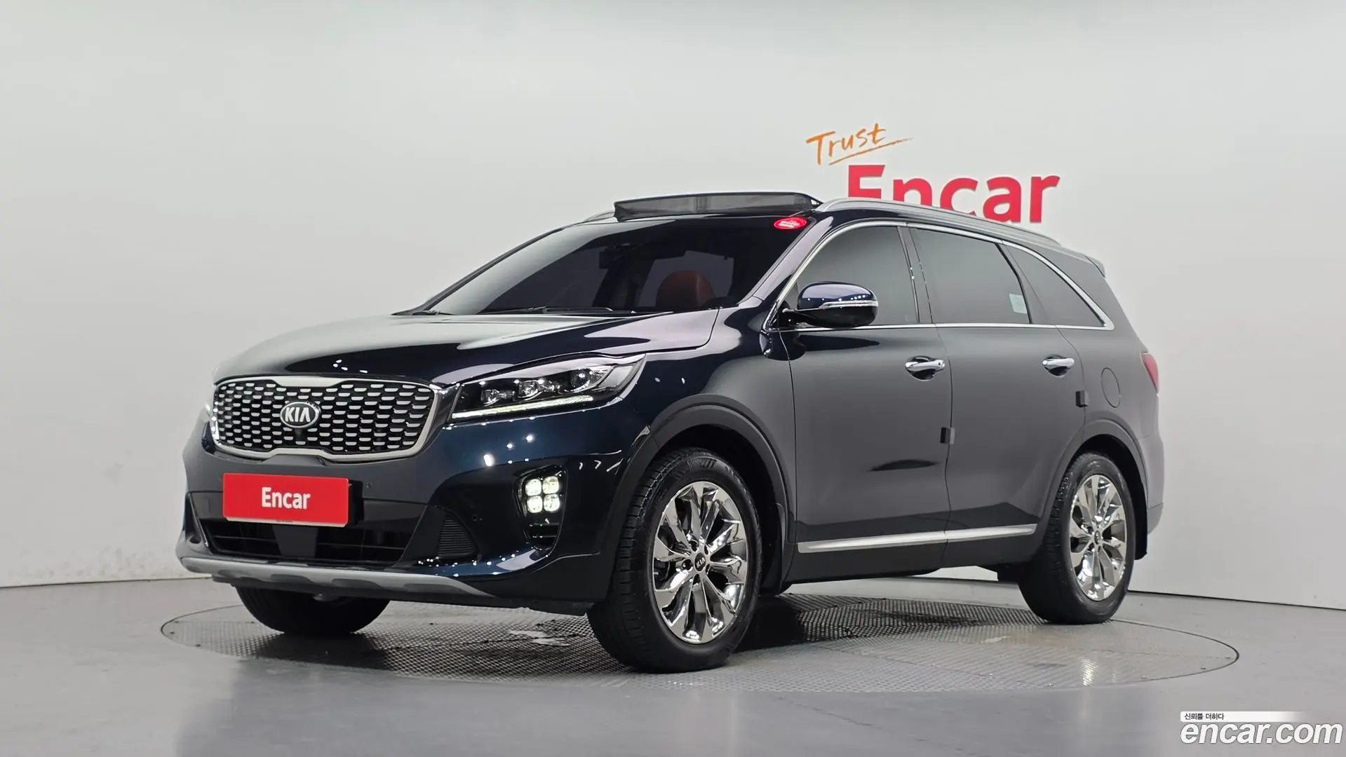 Main__Slider__Photo:Sorento Kia 2017.8-0