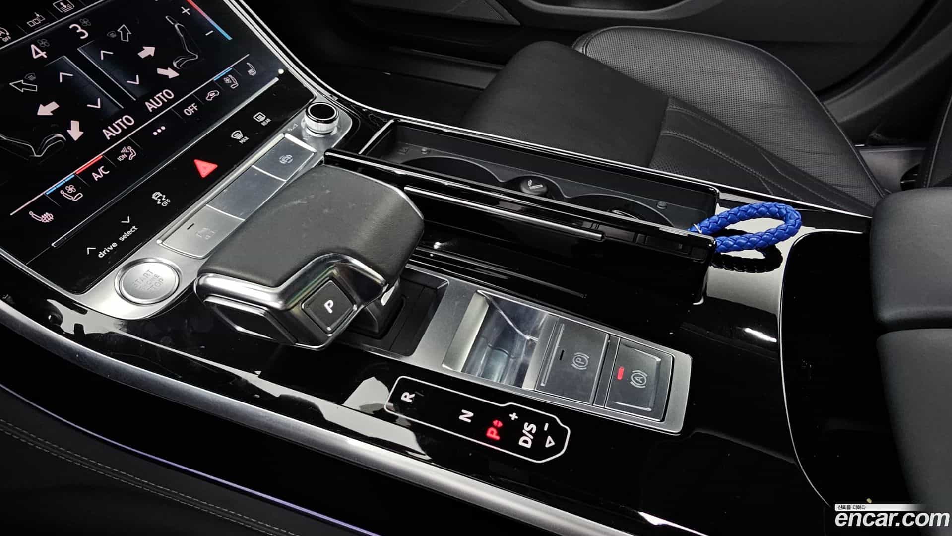 A8 Audi 2019.11-INNER-009