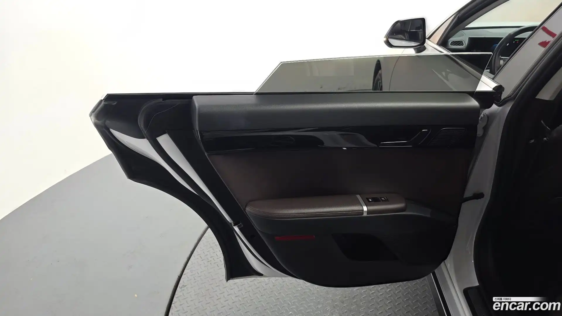 Grandeur Hyundai 2023.0-INNER-035