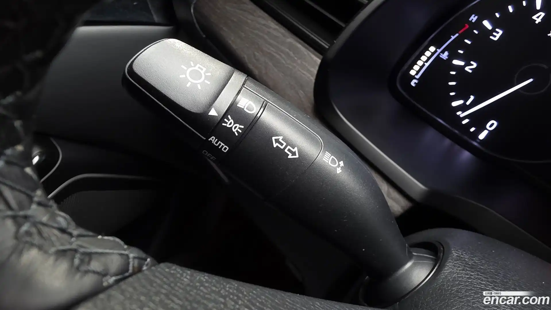 K7 Kia 2020.0-OPTION-024