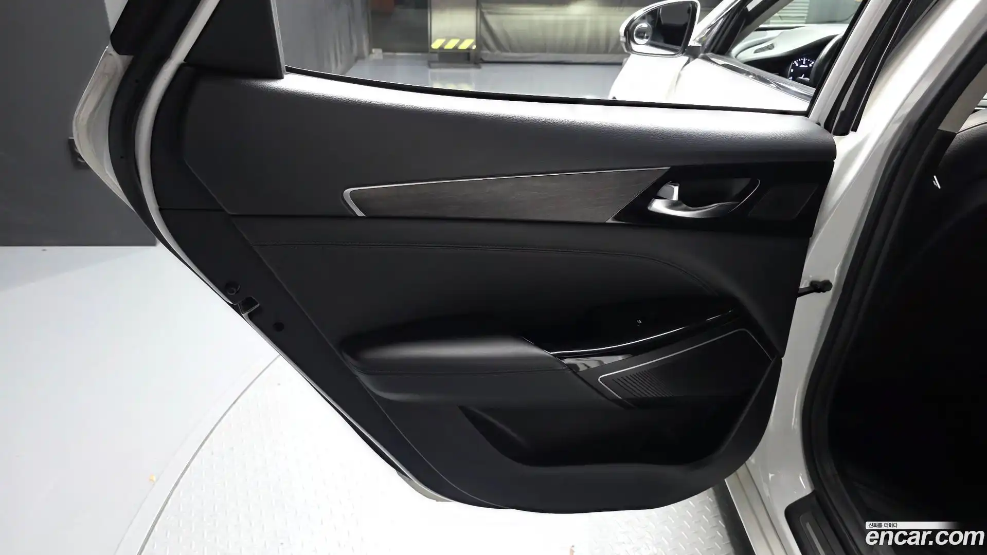 K7 Kia 2020.0-INNER-035