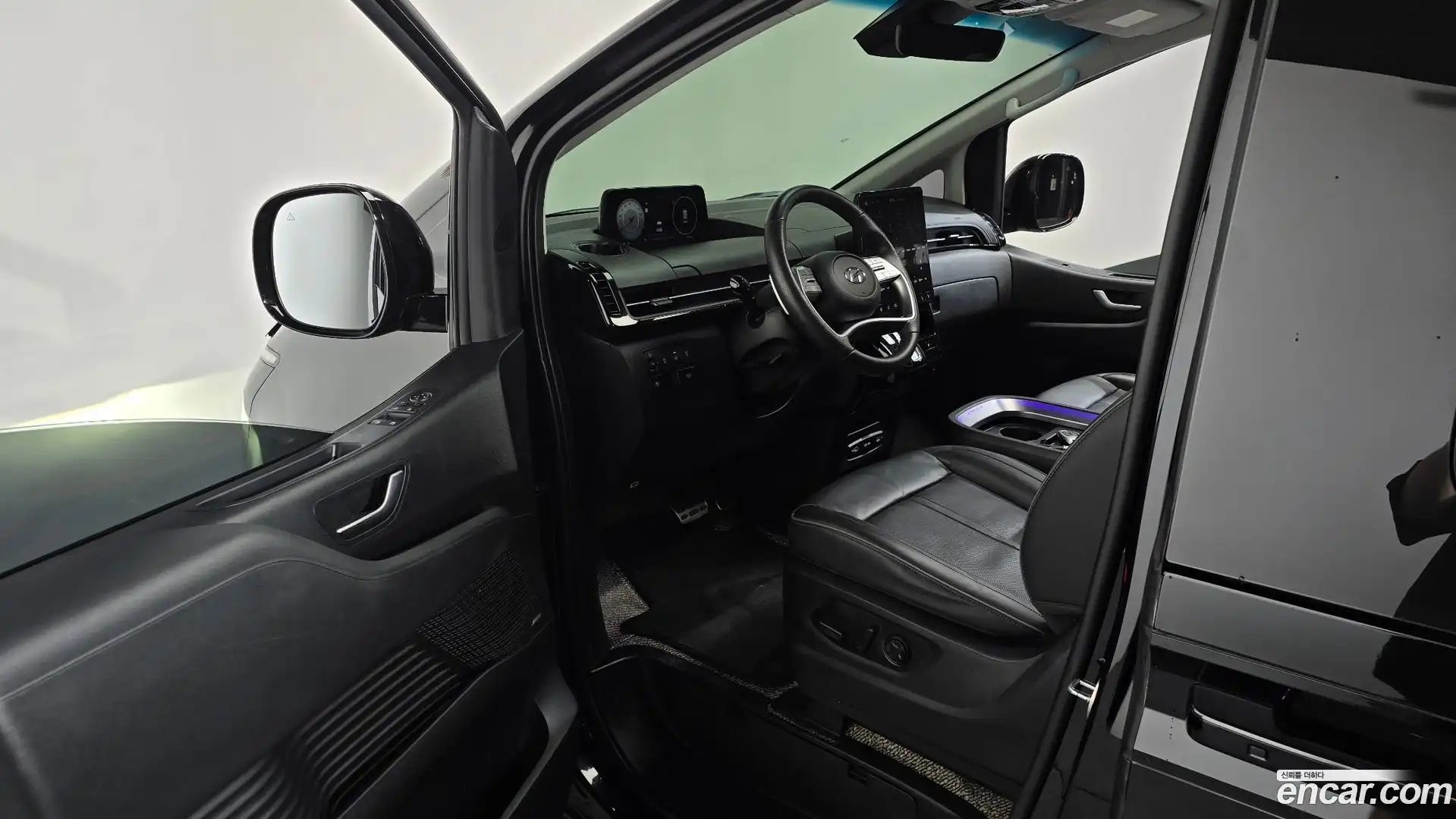 Staria Hyundai 2023.5-INNER-010