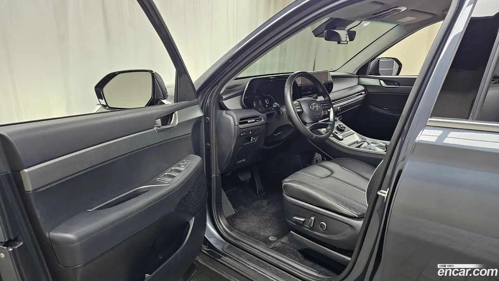 Palisade Hyundai 2023.3-INNER-010