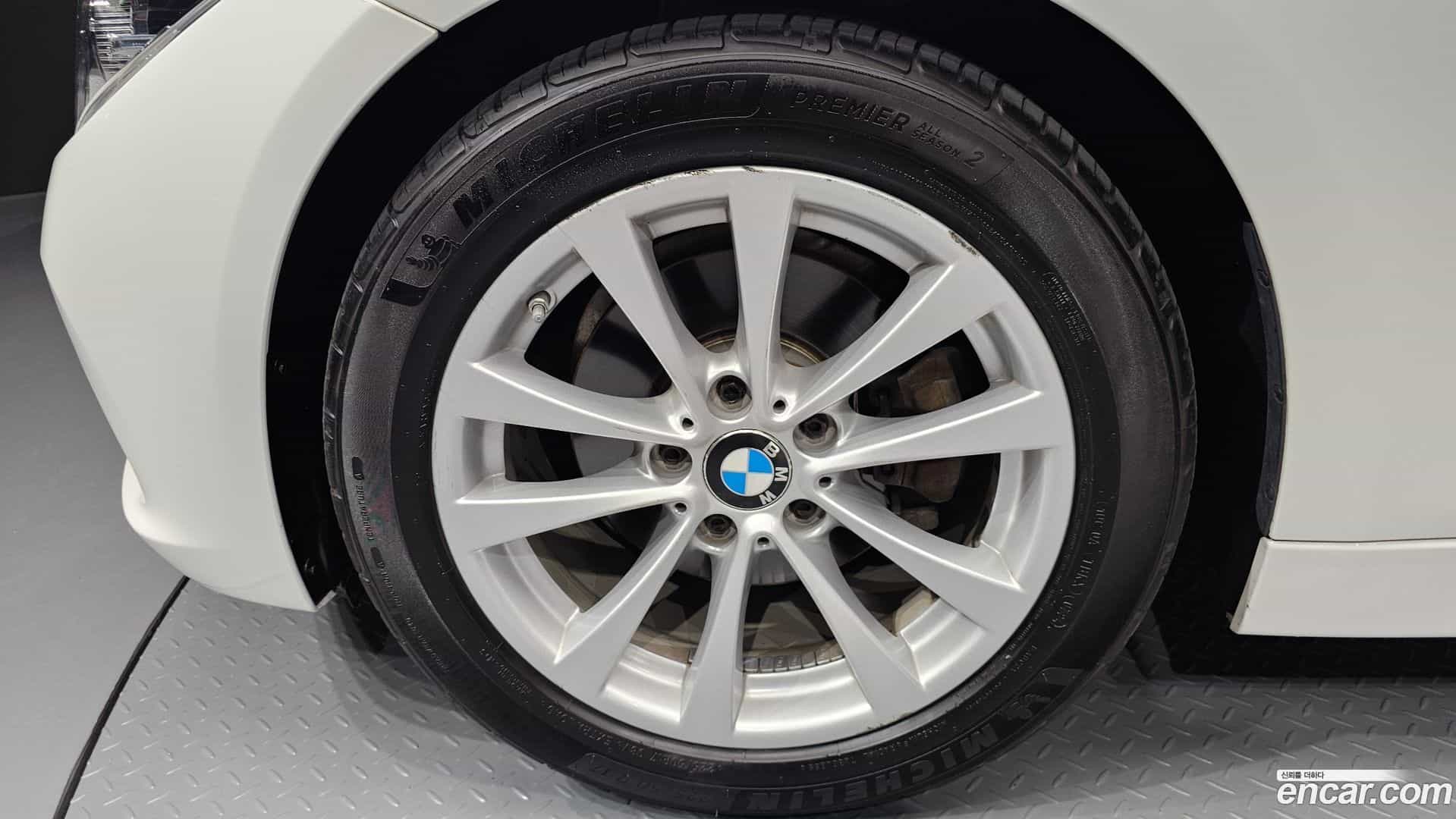 3-Series BMW 2017.11-OUTER-005